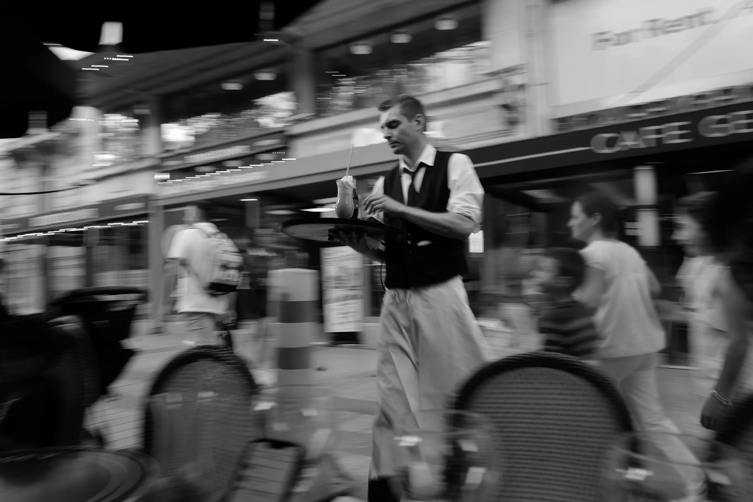 Street photography by Hoag Studio